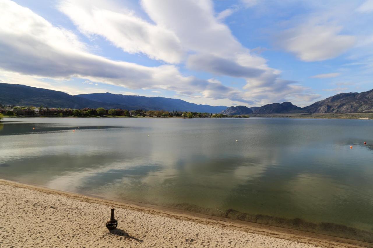 Richter Pass Beach Resort Osoyoos Exterior photo