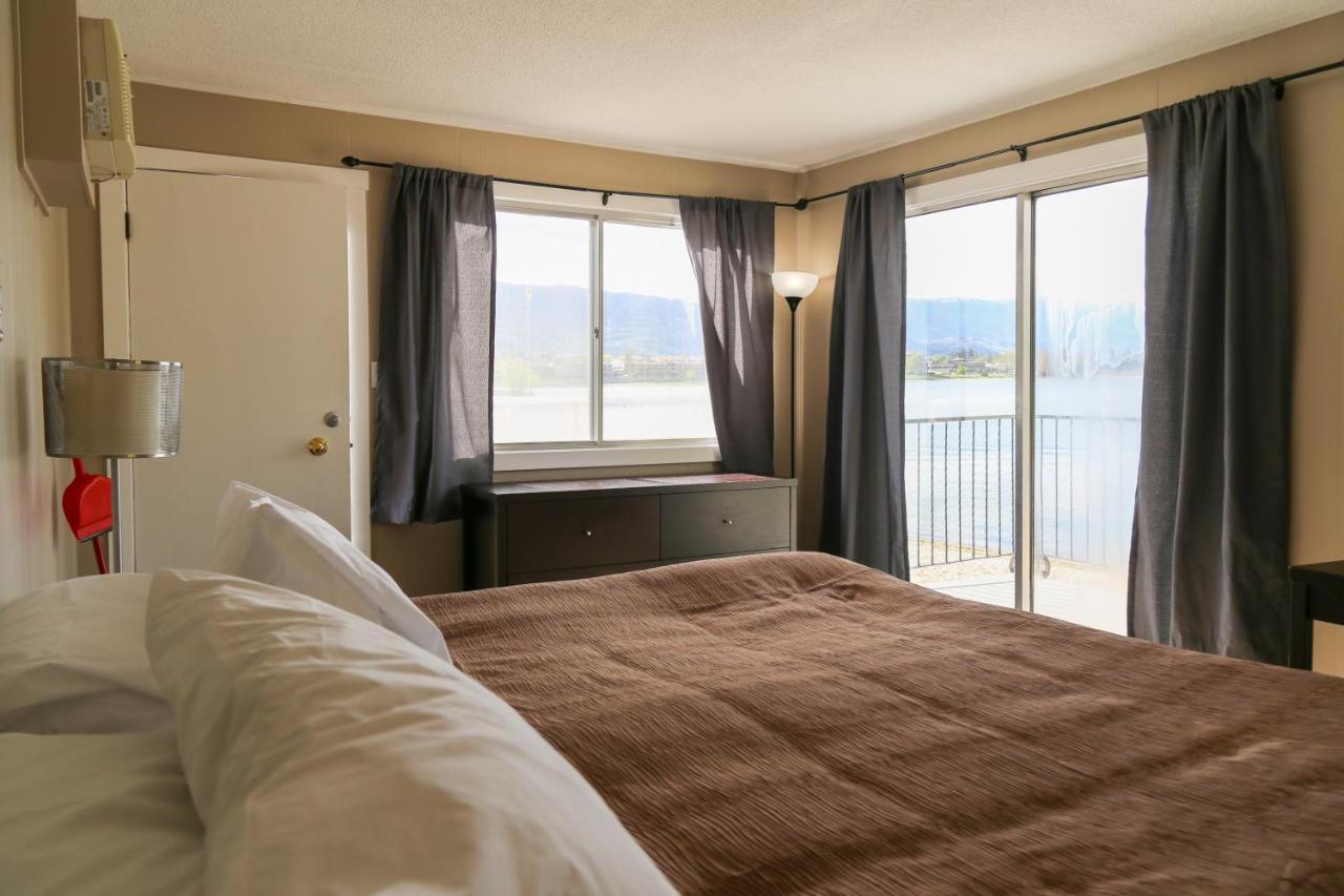 Richter Pass Beach Resort Osoyoos Exterior photo