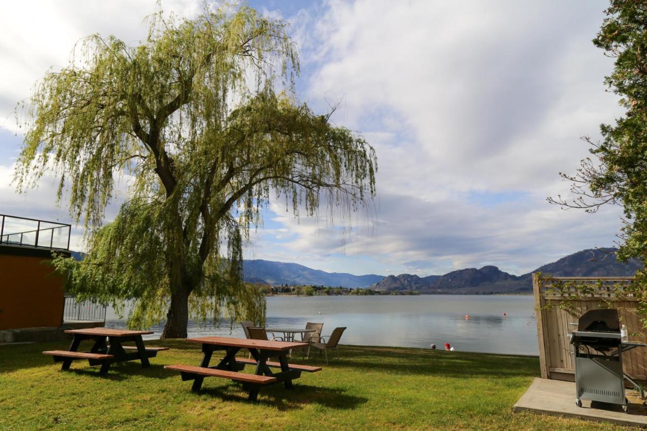 Richter Pass Beach Resort Osoyoos Exterior photo